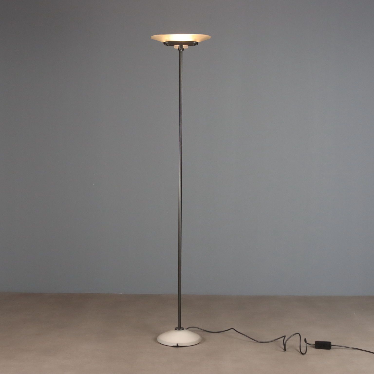 Lampadaire vintage Arteluce Jill, par King, Miranda & Arnaldi, années 1980