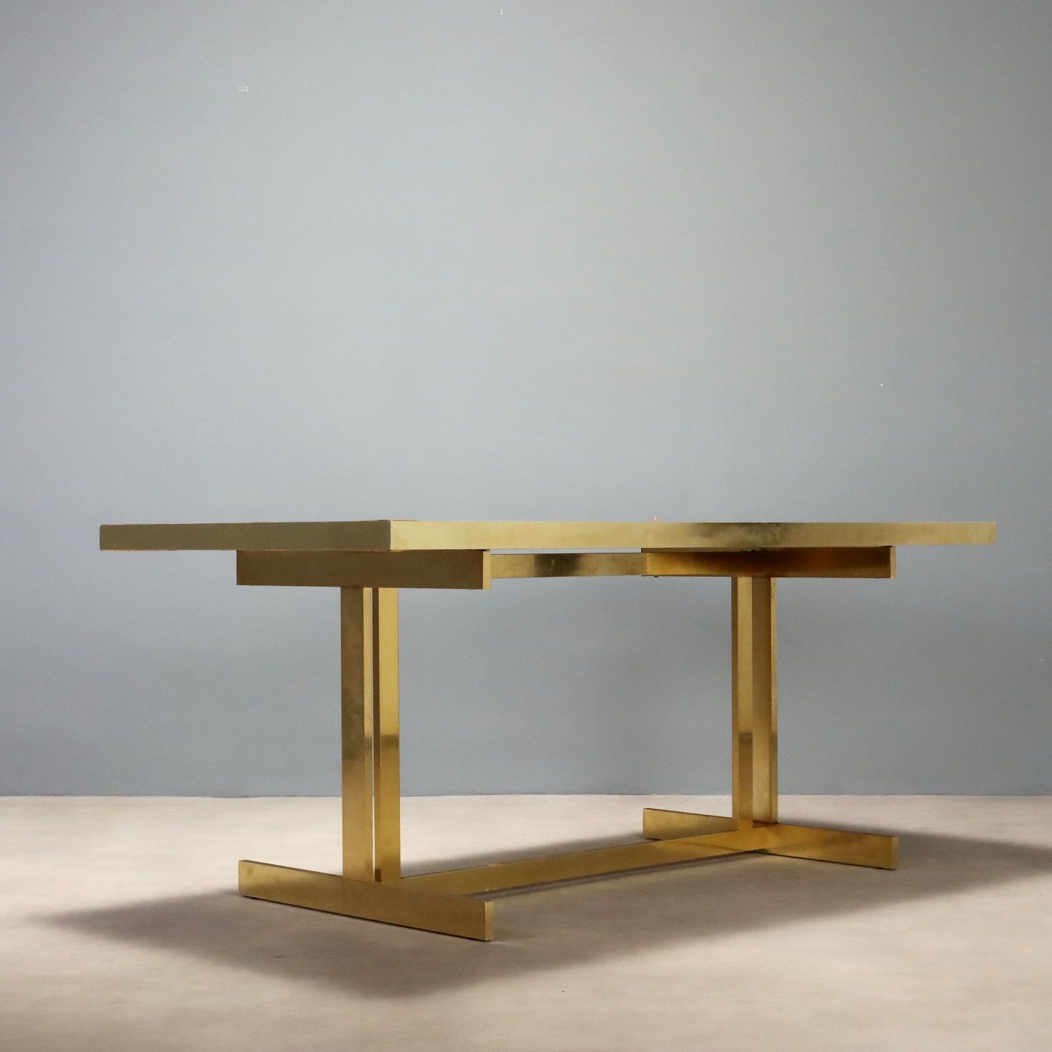 photo furniture Vintage Table Mario Sabot Brass Laminate Design Italy 1980s