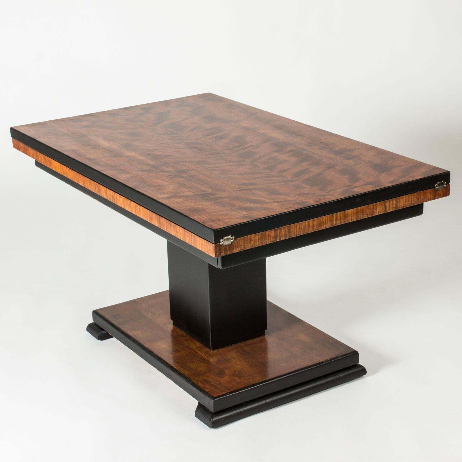 photo vinterior Modernistische "Ideal Table" van Otto Wretling, Zweden, jaren 1930