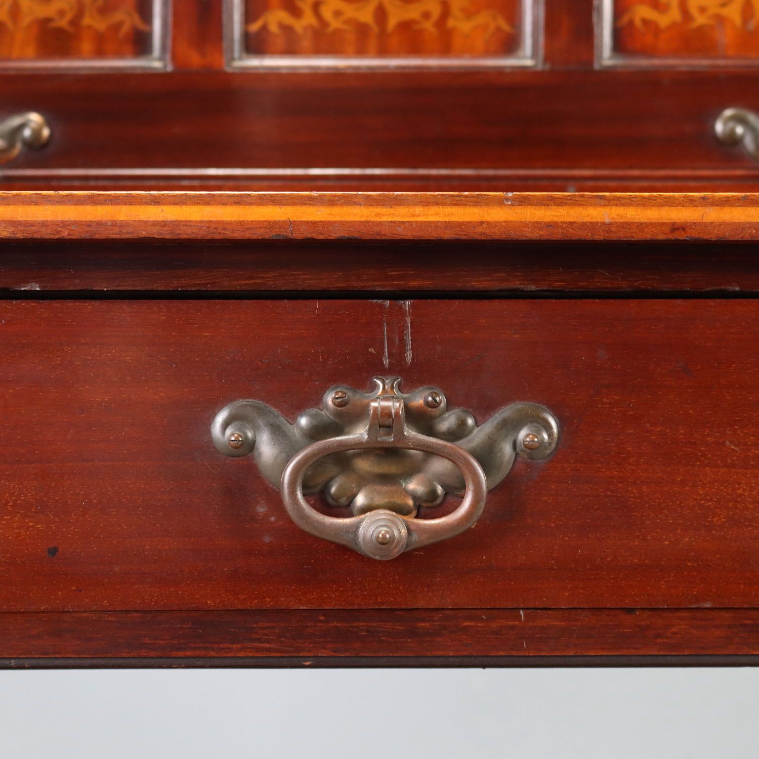 photo furniture Bureau Arts and Crafts en acajou et érable