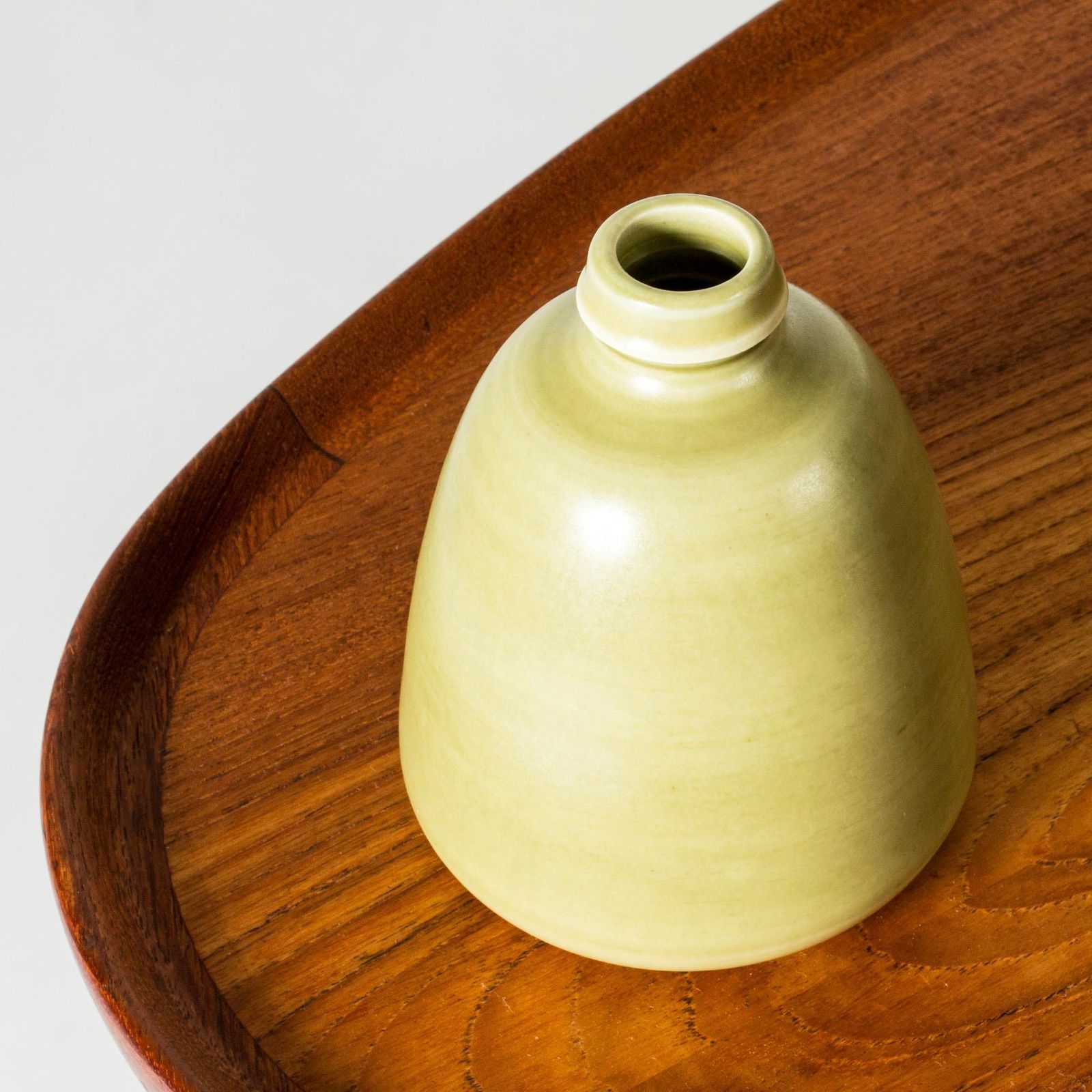 Vase en grès Scandinavian Modern par Eric & Ingrid Triller, Tobo, Suède, années 1940 photo Décoration