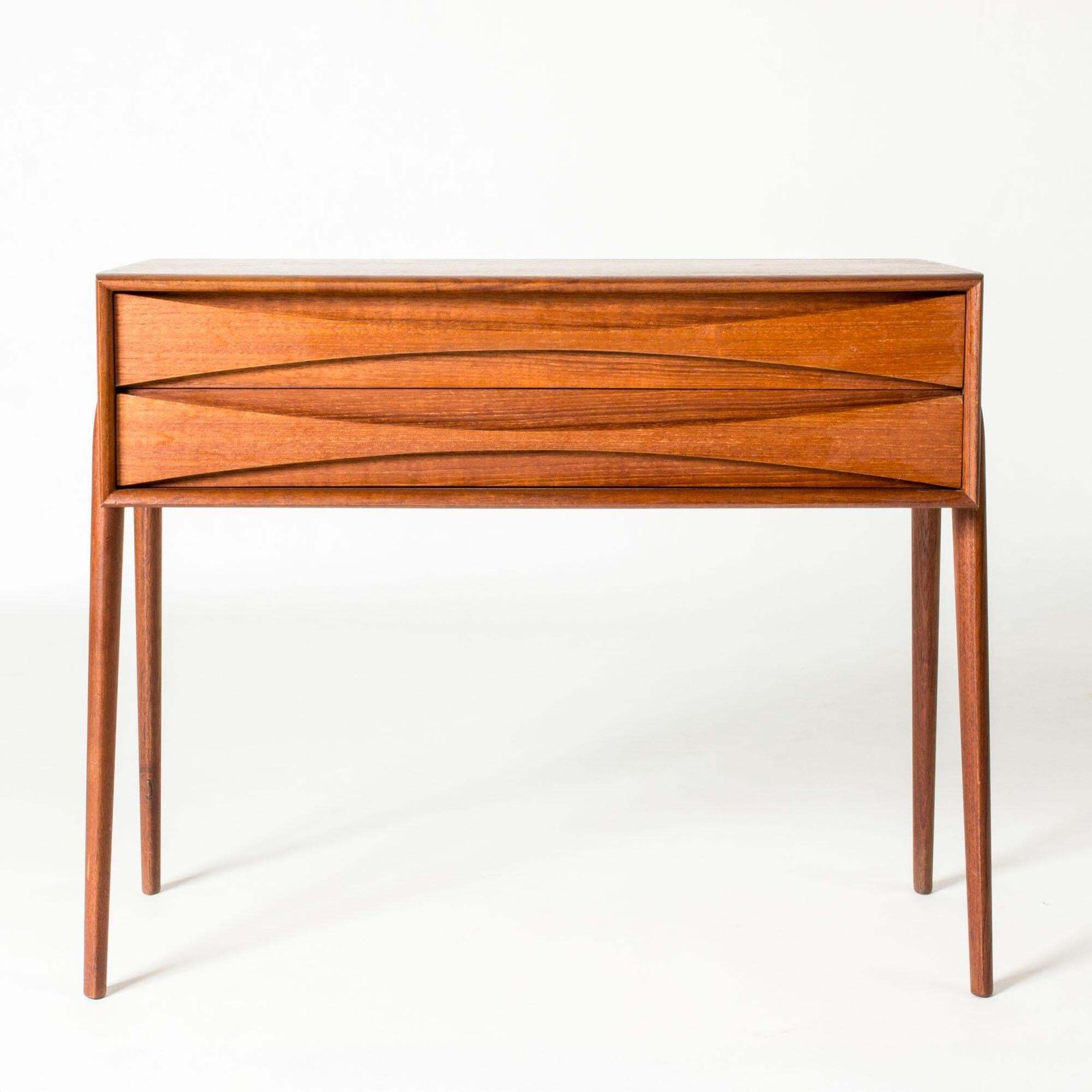 Midcentury Modern Teak Bedside Tables, Firma Glas & Trä, Sweden, 1950s photo vinterior