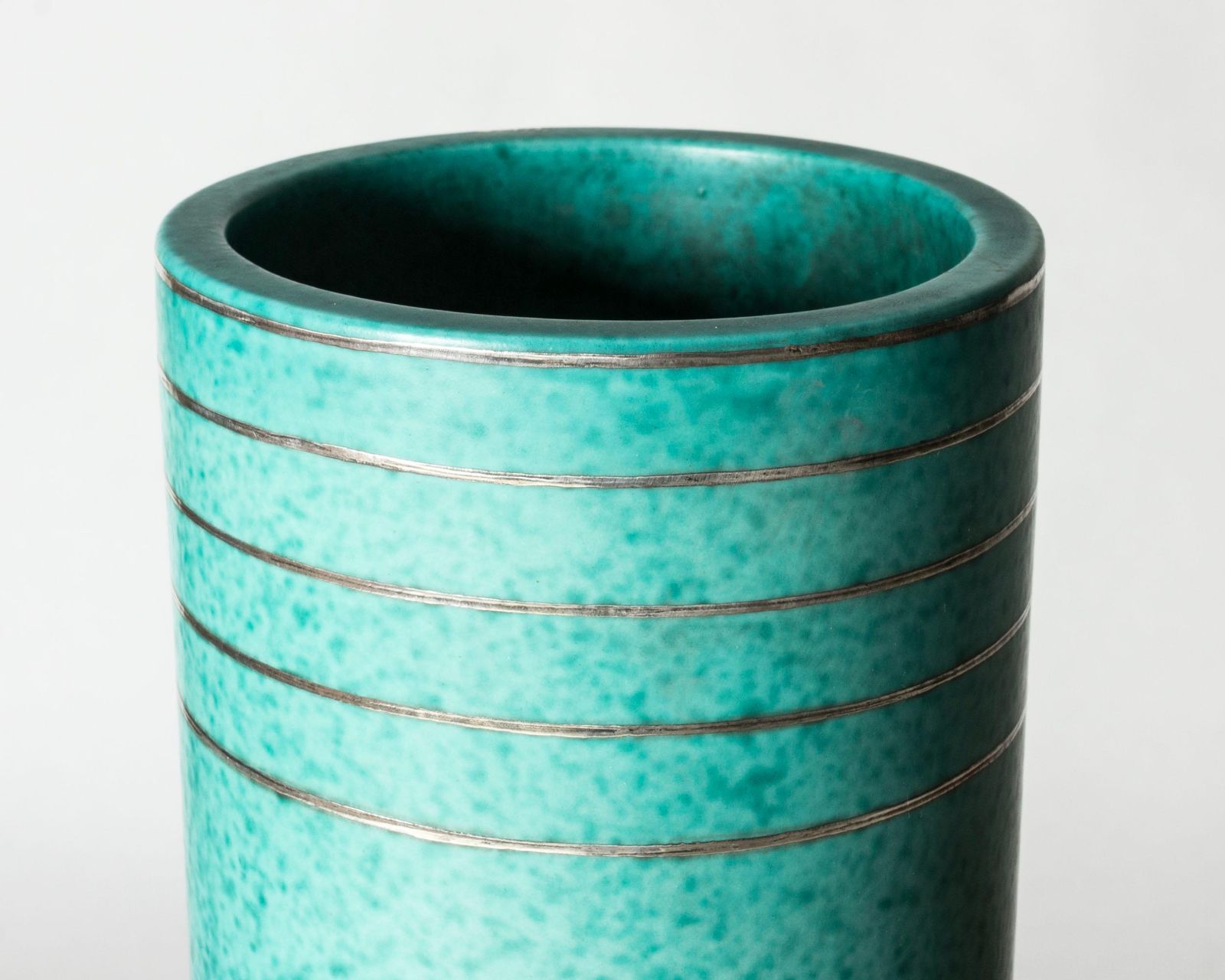 Vase en grès « Argenta » mid-century par Wilhelm Kåge, Gustavsberg, Suède, années 1940 photo for sale