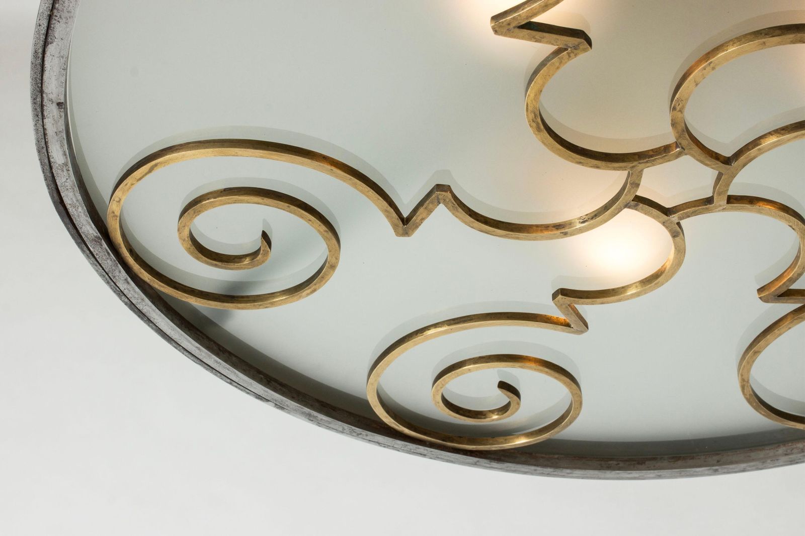 Plafonnier Swedish Grace par Lars Holmström, Suède, années 1930 photo Luminaires