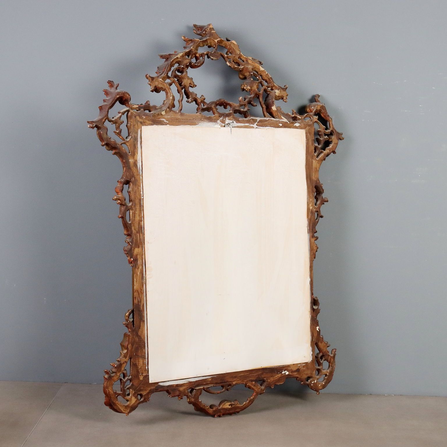 Décoration Miroir en bois sculpté et doré photo