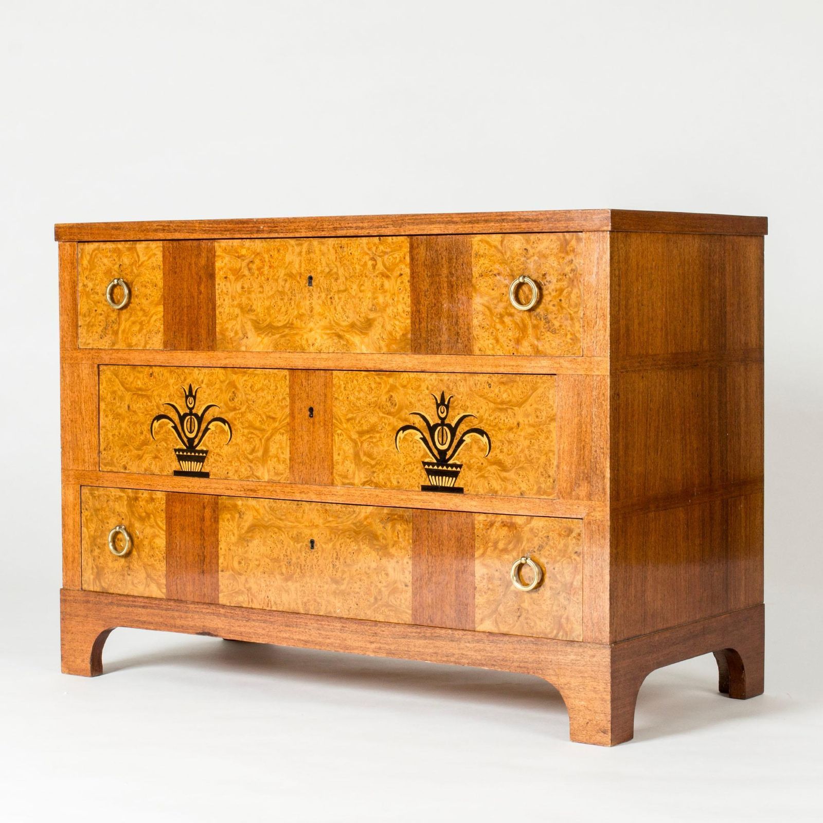 Commode mid-century « Tulip Rose » par Carl Malmsten, Suède, années 1930 photo furniture