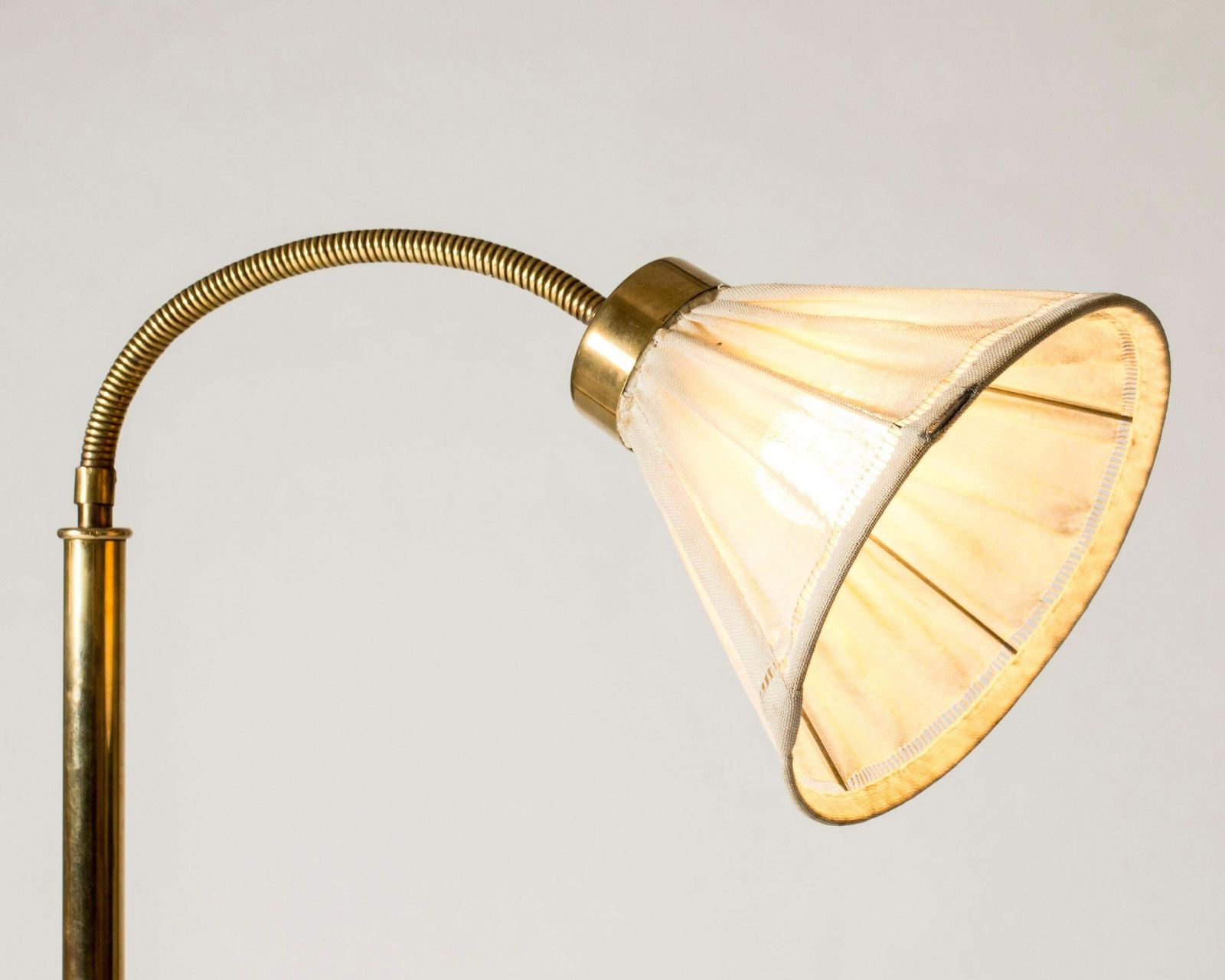 Modernist Floor Lamp, By Josef Frank, Svenskt Tenn, Sweden, 1950s photo vinterior
