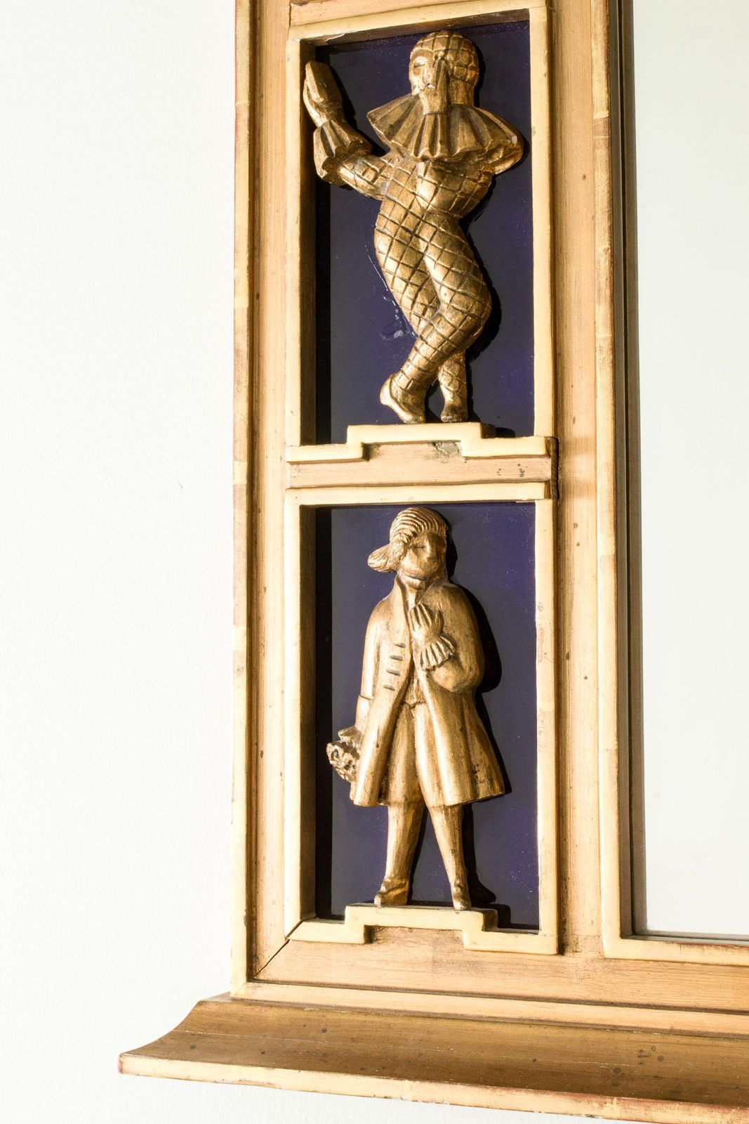Swedish Grace wandspiegel met figurines, Zweden, jaren 1920 photo vintage