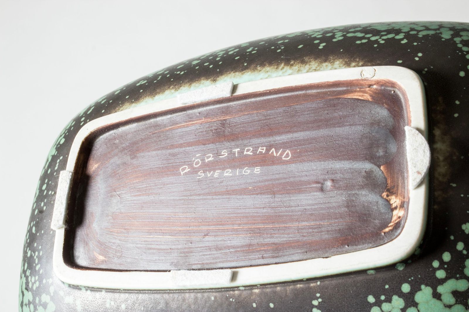 Midcentury Stoneware Platter By Gunnar Nylund For Rörstrand, Sweden, 1940s photo vinterior