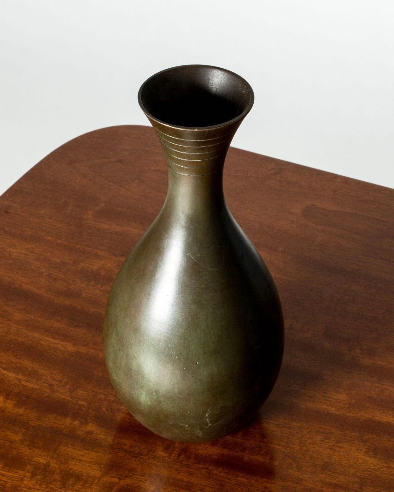 Vintage Mid-Century Gepatineerde Bronzen Vaas, Gab, Sweden, 1930s photo Woonaccessoires