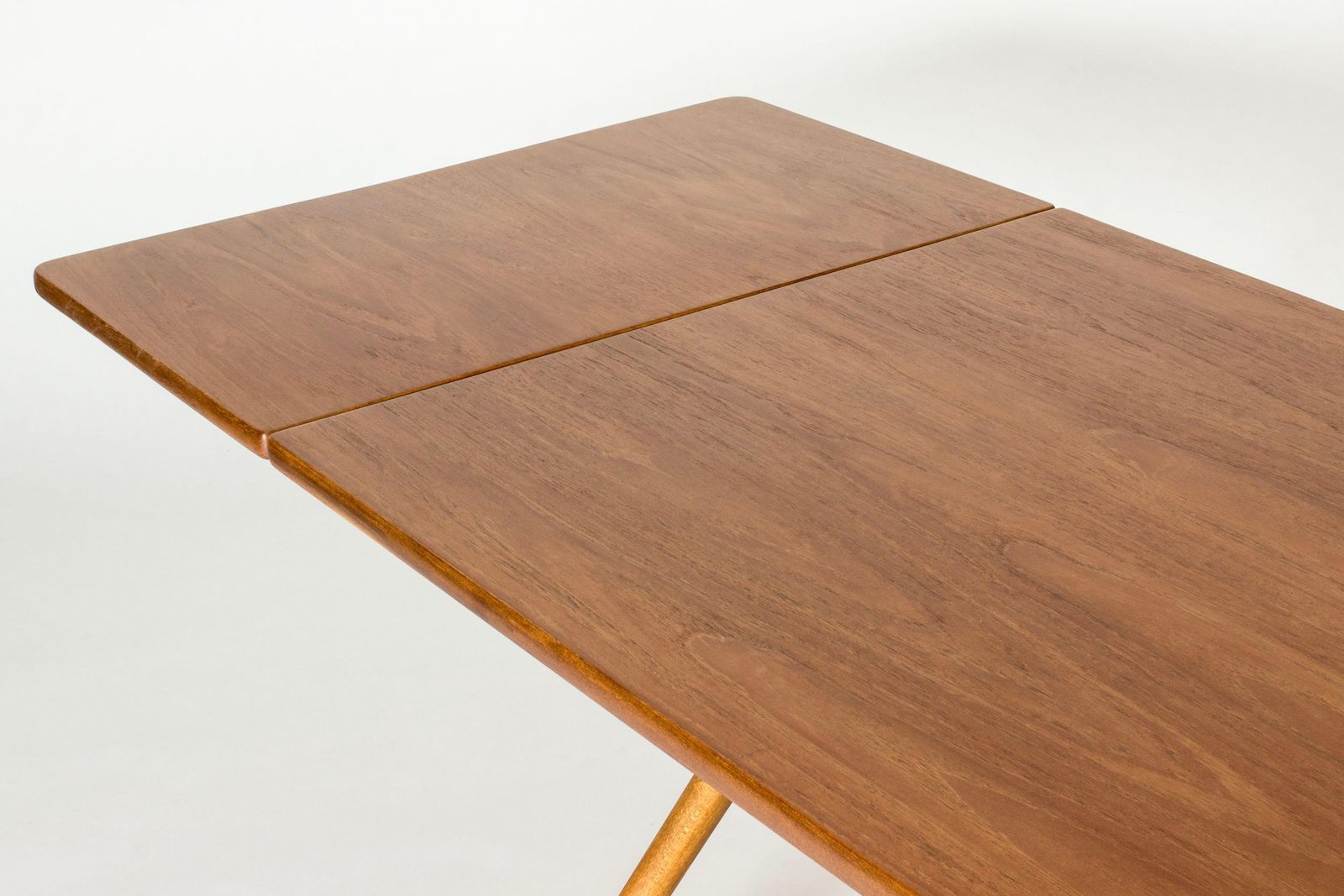 Mid-Century Modern Eettafel van Næstved Møbelfabrik, Denemarken, ca. jaren 1960 photo vinterior