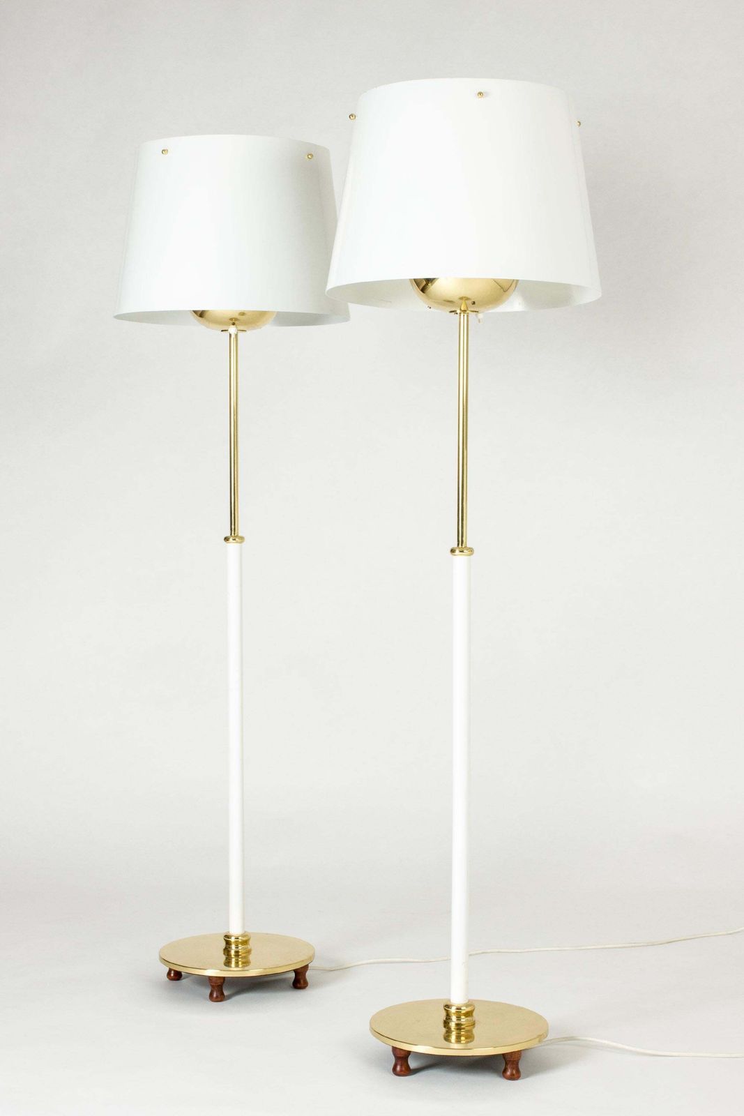 Lampadaires scandinaves modernes Josef Frank, Svenskt Tenn, Suède, années 1950 photo furniture