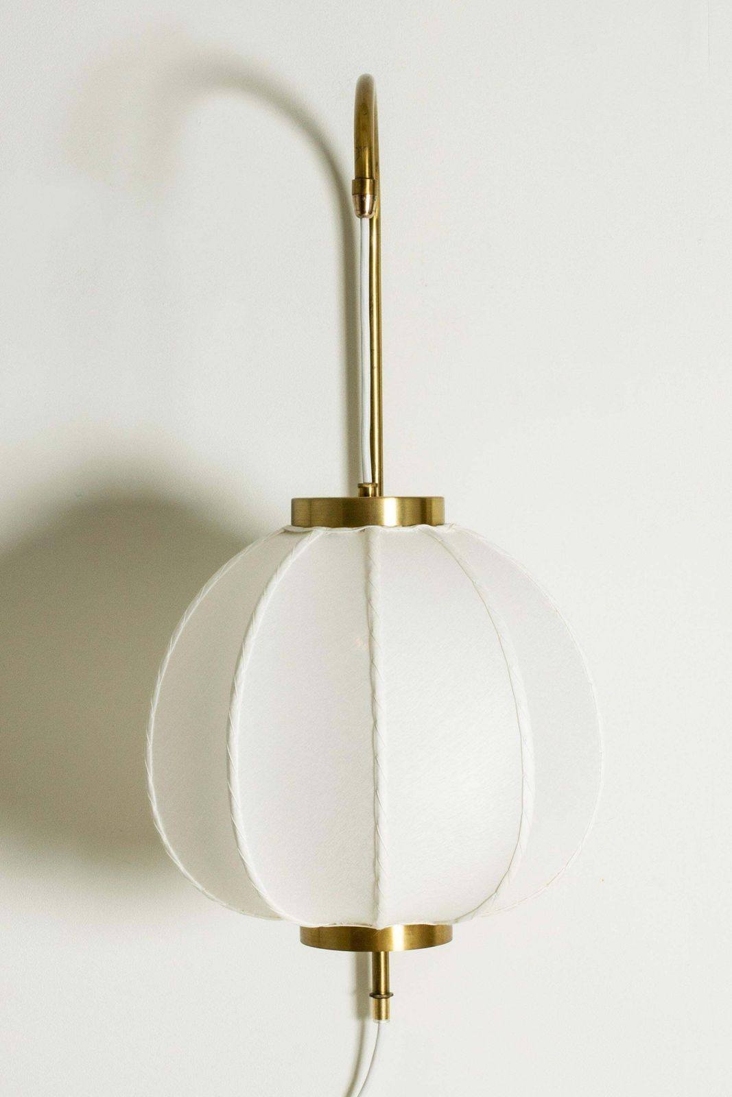 Mid-Century Modern Wandlamp van Josef Frank, Svenskt Tenn, Zweden, jaren 1950 photo Verlichting