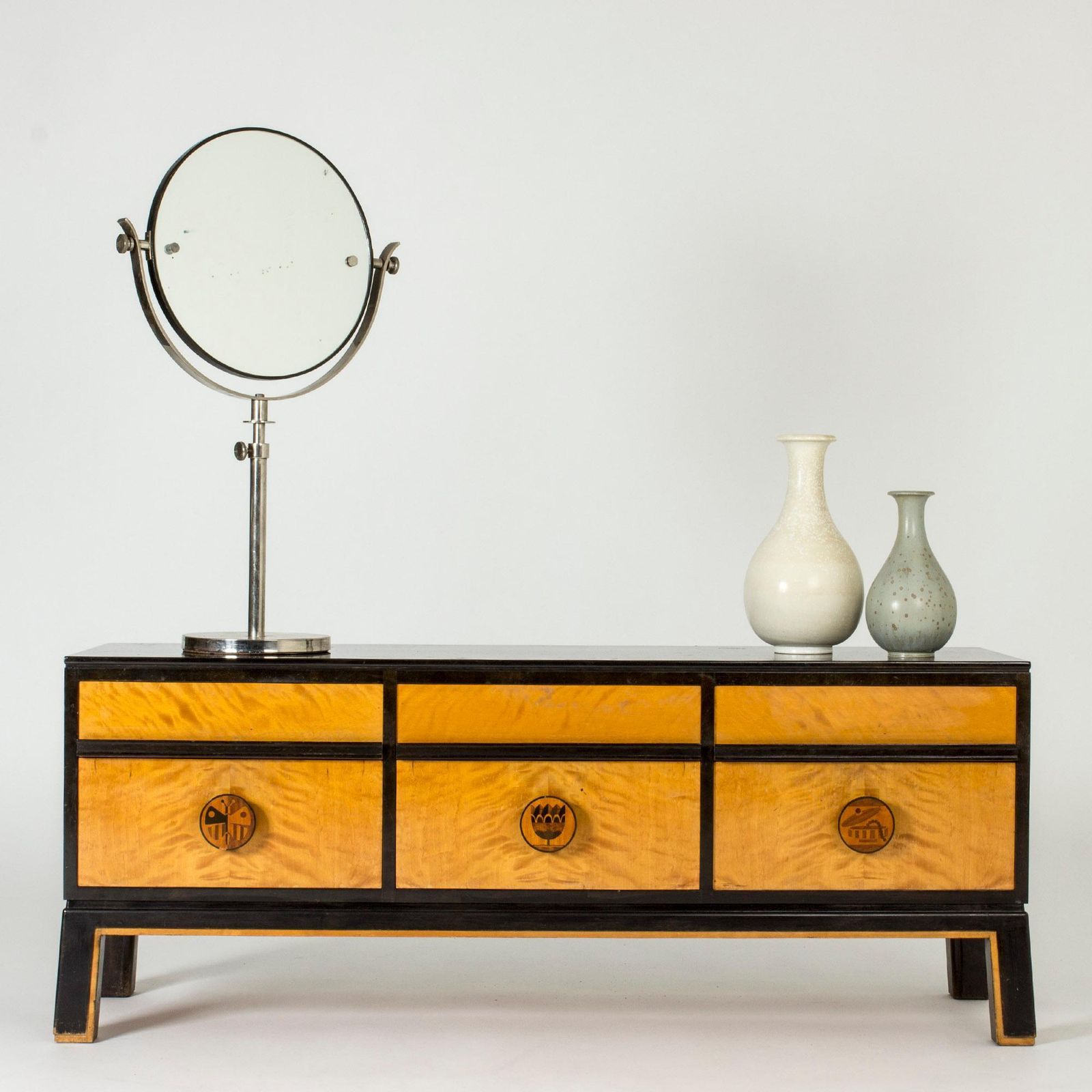 Mobilier Buffet scandinave moderne par Otto Schulz, Suède, années 1930 photo