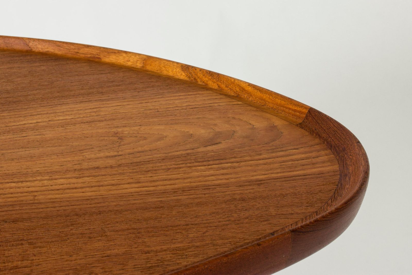photo furniture Vintage "Eye" Coffee Table By Finn Juhl, Carl Brørup, Denmark, 1950s