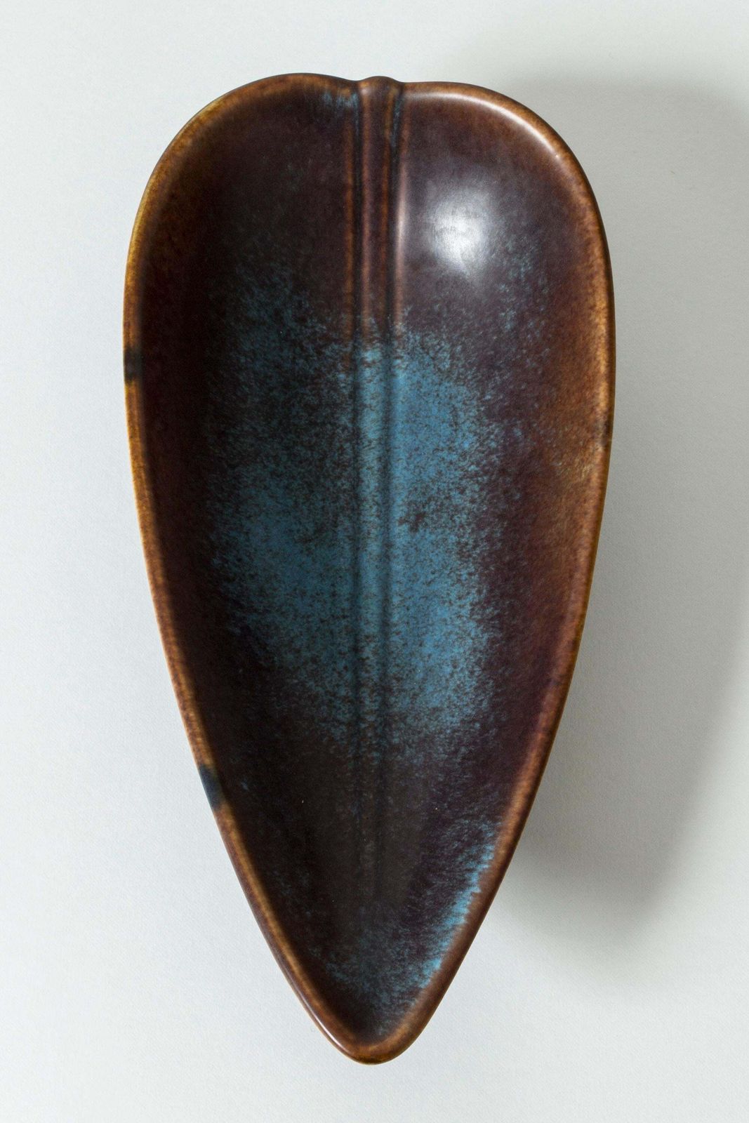 Bol en grès Rörstrand, par Gunnar Nylund, Suède, années 1940 photo furniture