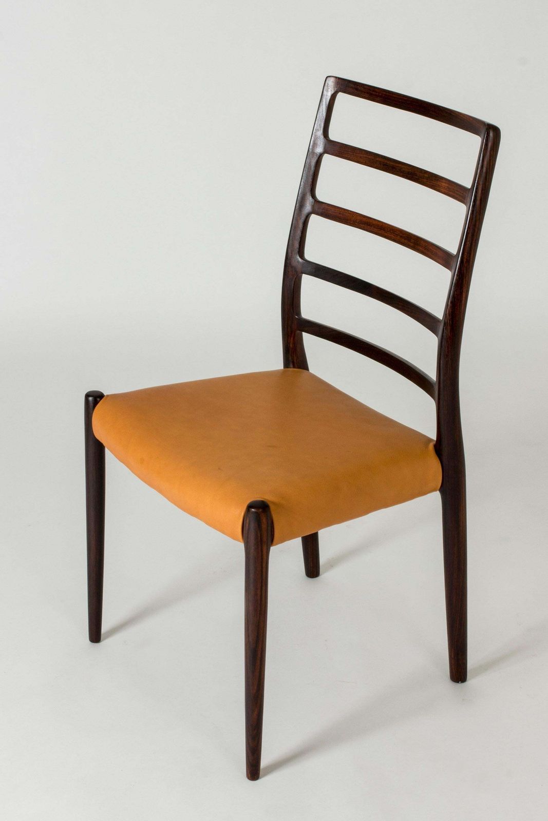 Set van acht eetkamerstoelen van Niels O. Møller, Denemarken, jaren 1950 photo 14662.0