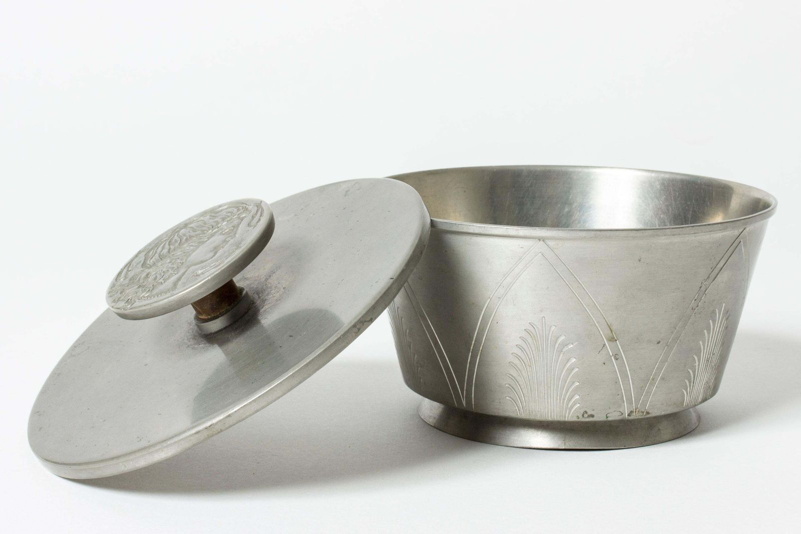 Tinnen pot van Oscar Antonsson, Zweden, 1938 photo Woonaccessoires