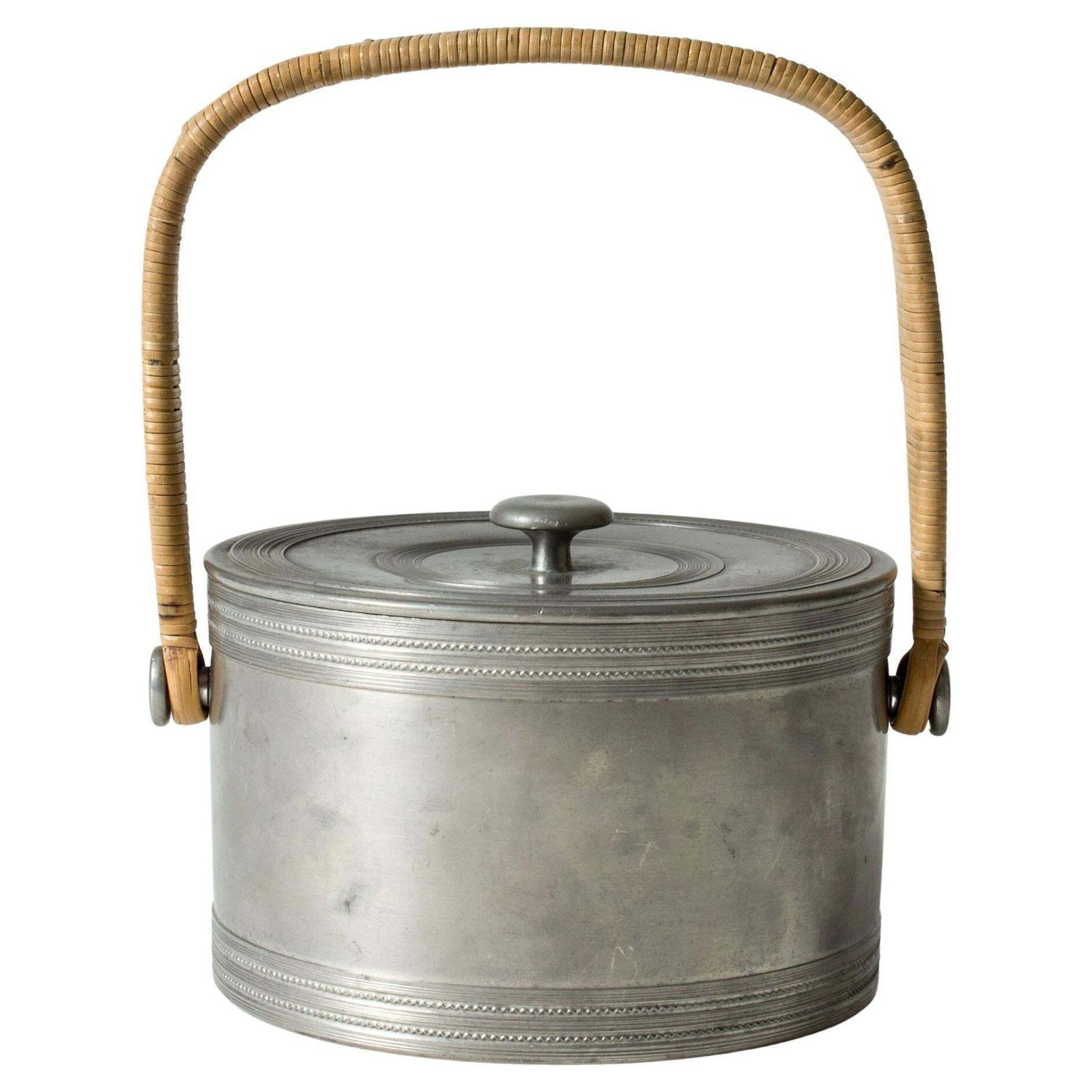 Tinnen pot van Estrid Ericson