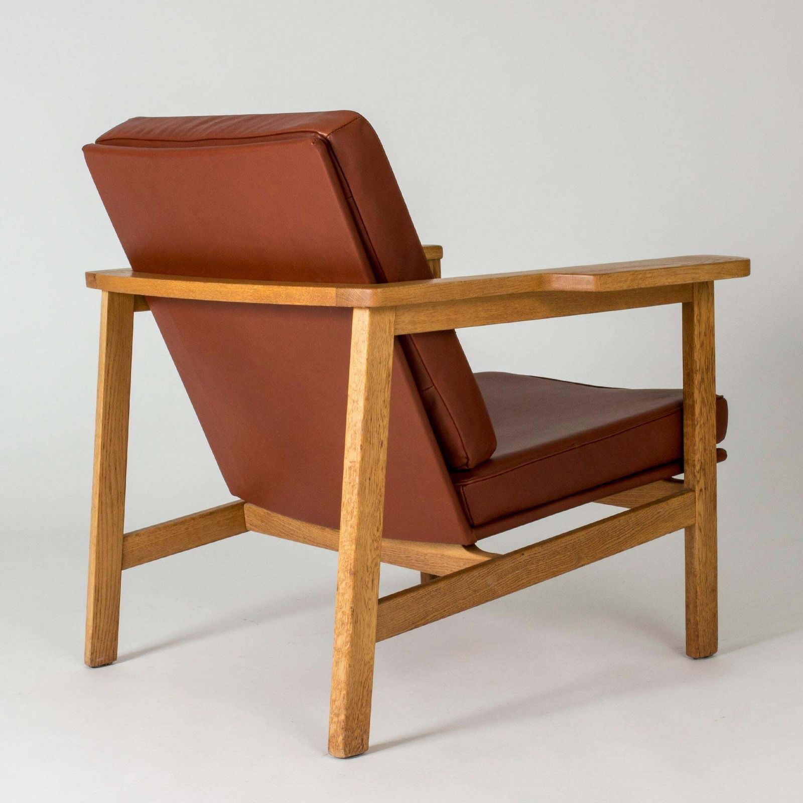 Paire de fauteuils Carl Axel Acking pour Nordiska Kompaniet, Suède, années 1950 photo vinterior