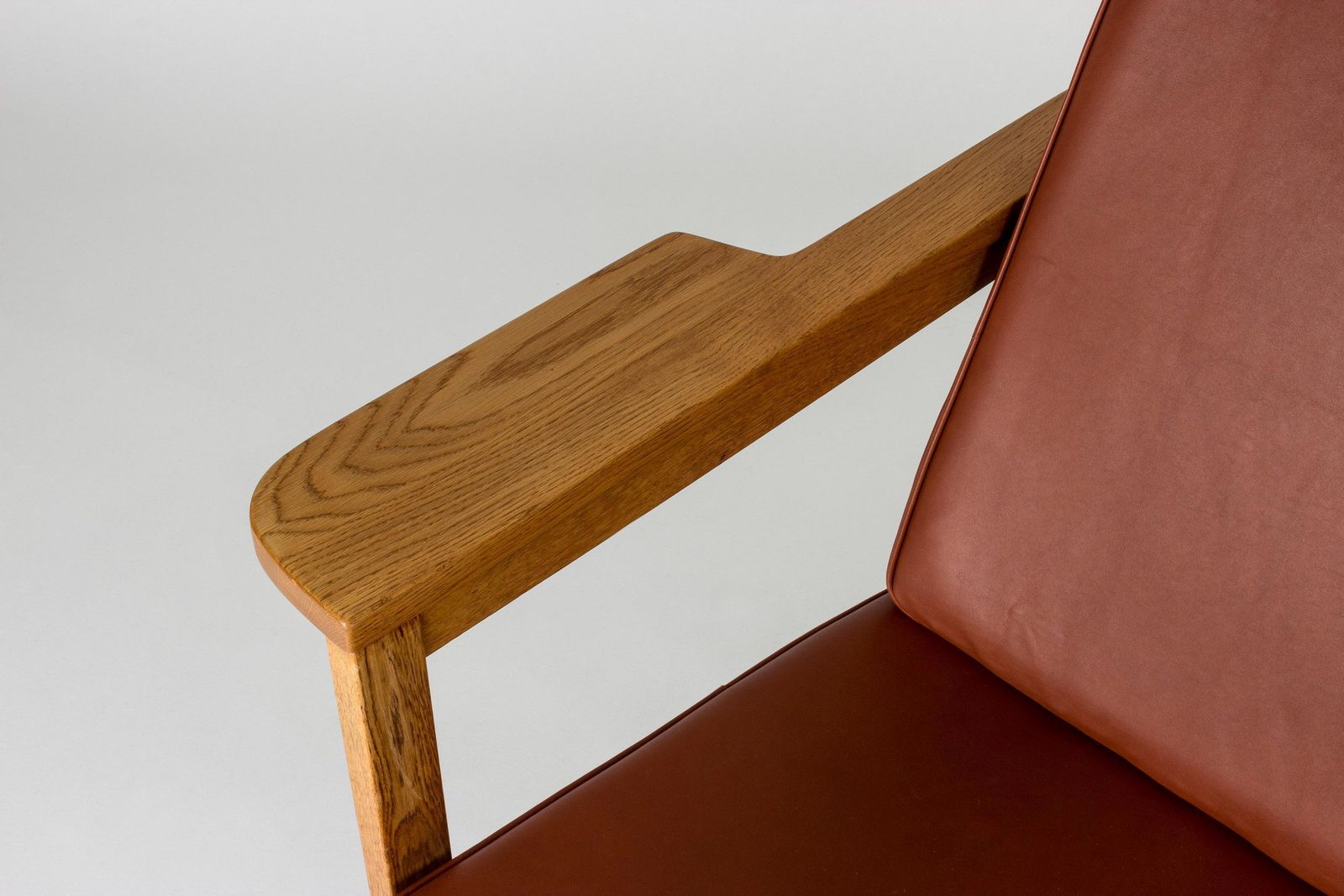 photo furniture Paire de fauteuils Carl Axel Acking pour Nordiska Kompaniet, Suède, années 1950
