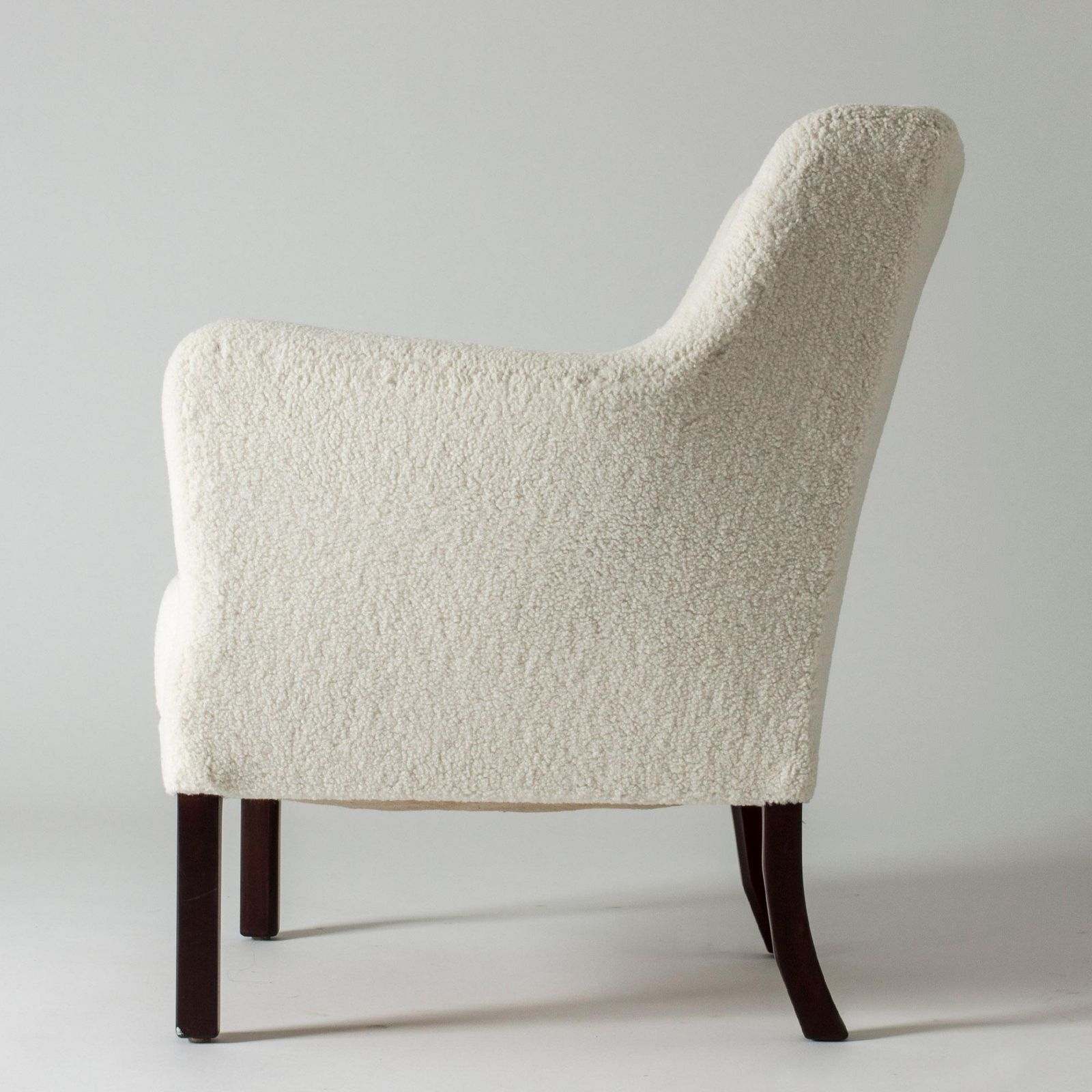 Paire de fauteuils de salon par Einar Larsen photo buy