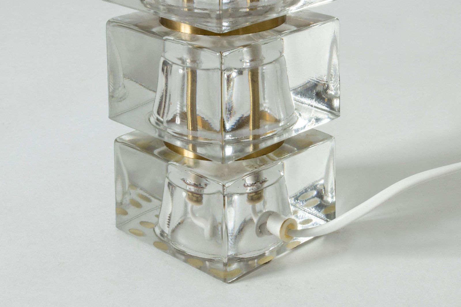 Swedish 1960s Crystal Glass Table Lamp photo vinterior
