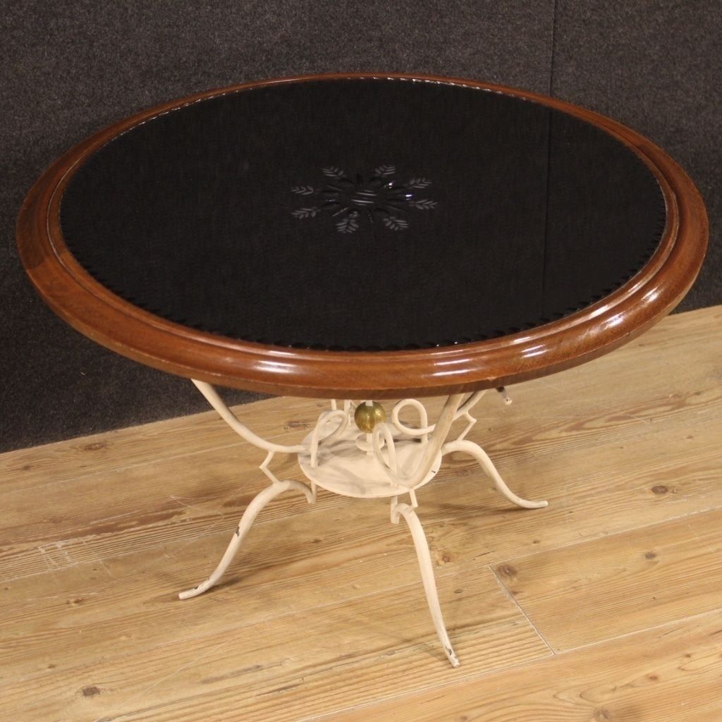 Table basse de design français en métal peint
