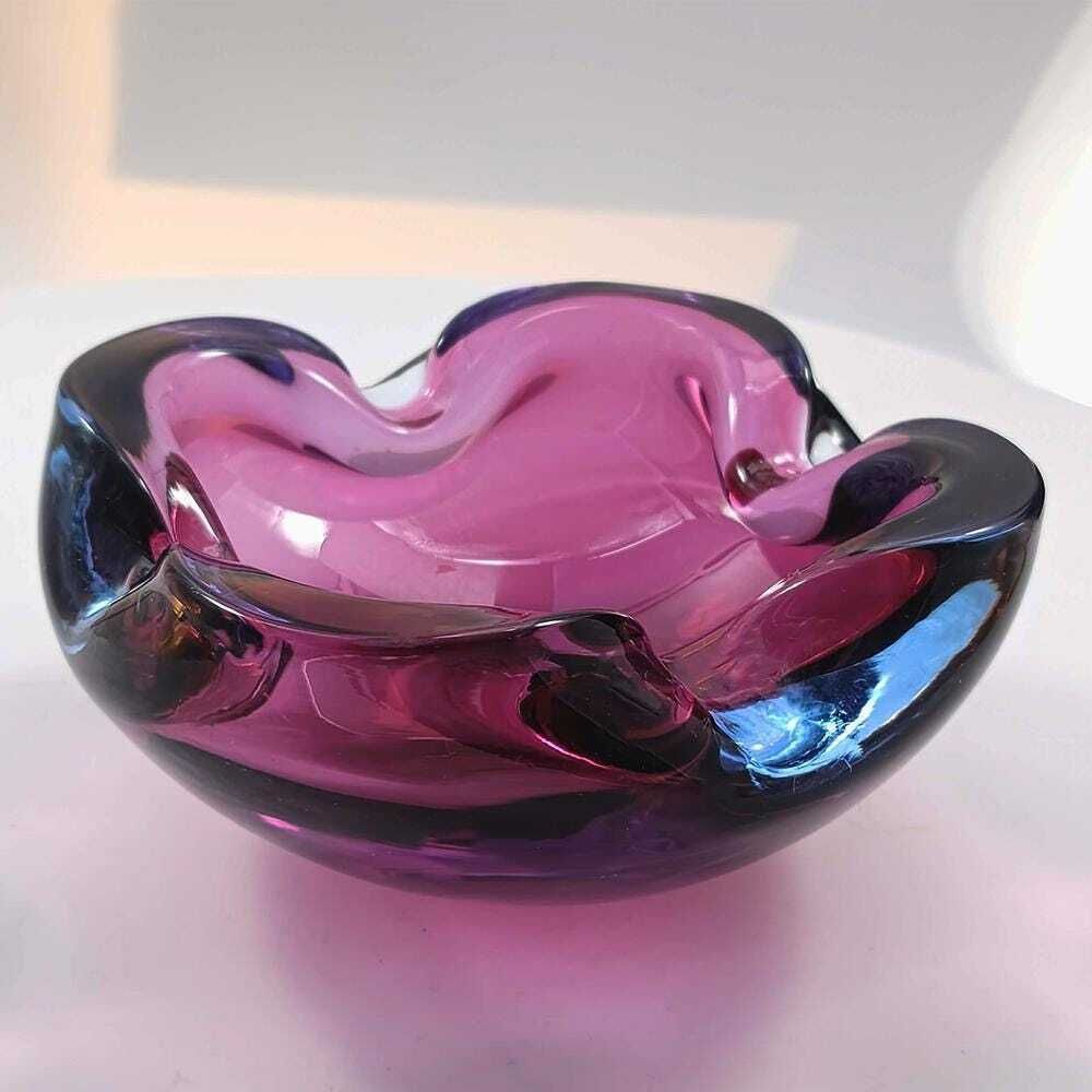 Asbak in Murano-glas ca. jaren 1960 van Flavio Poli voor Seguso. Gemaakt in Italië.