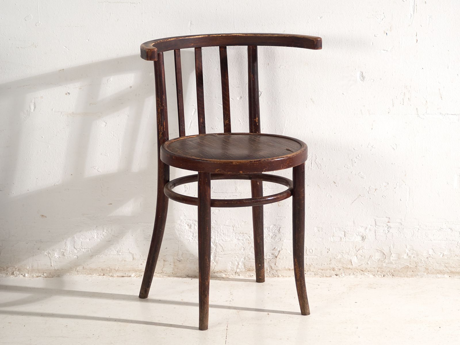 photo vinterior Antique Armchairs In Thonet Style Bentwood – Central Europe, Circa 1930 – Set Of 2 Chairs #3