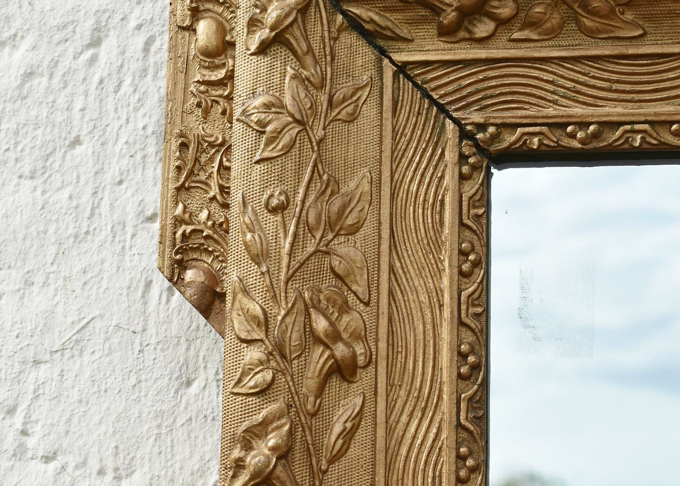 Miroir mural en bois doré d'époque, Napoléon III, style Louis XV, vers 1870. photo vinterior