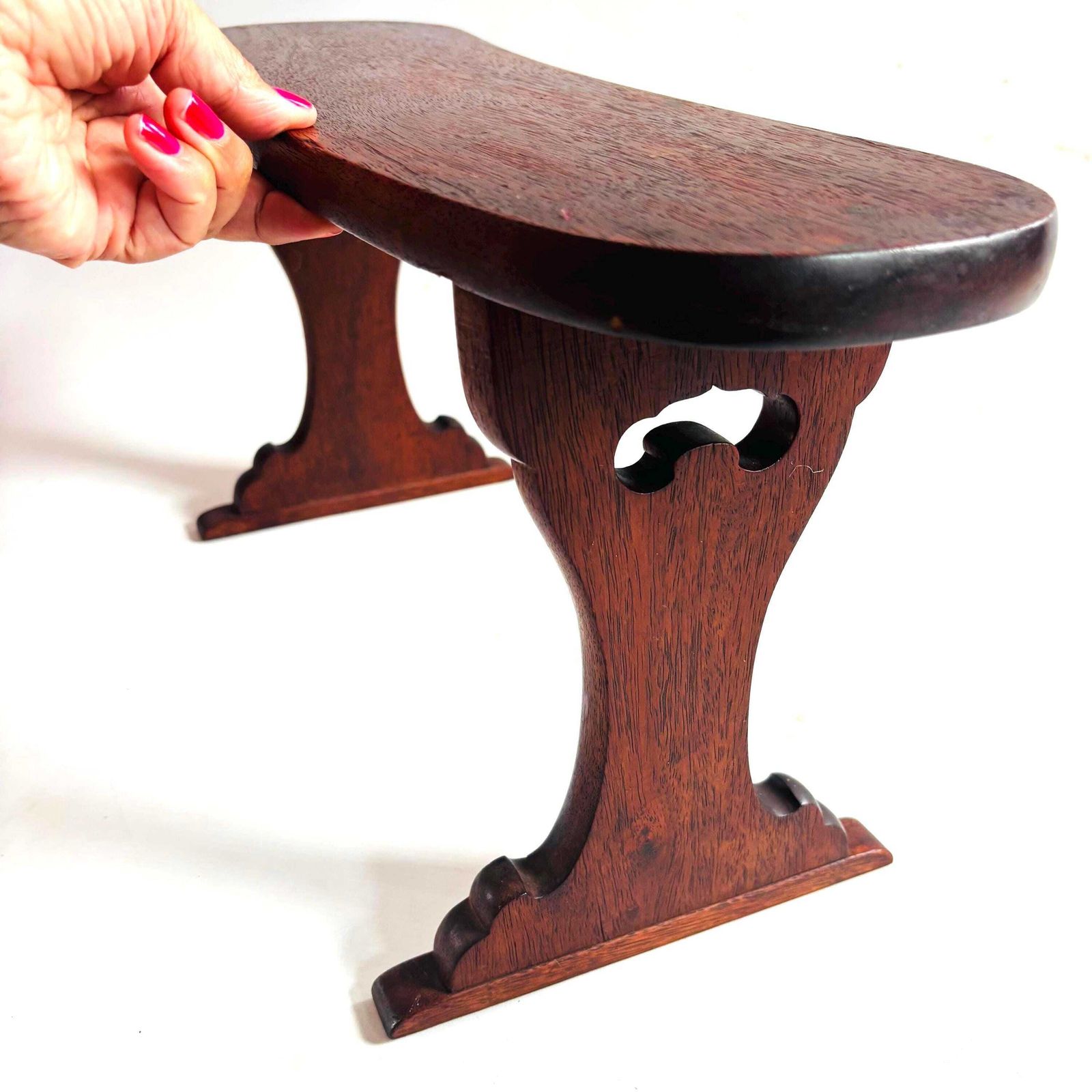 Fauteuil d'appui Kyōsoku d'époque en bois de sugi, présentoir bas, ère Shōwa, vers 1930 photo buy