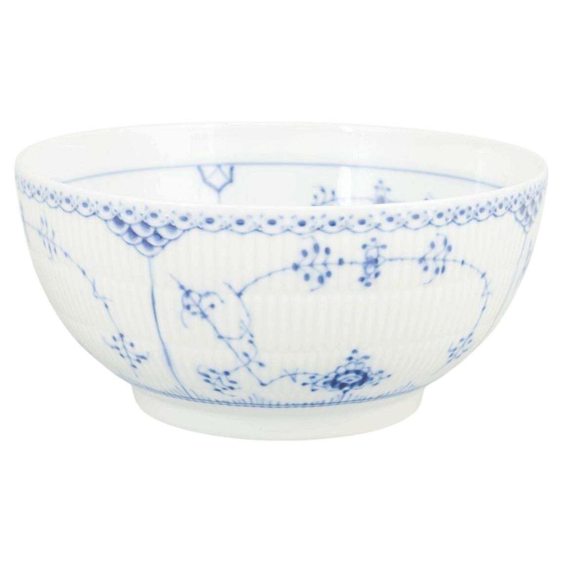 Royal Copenhagen, Blue Fluted Half Lace. Large Salad Bowl In Porcelain, 1980s