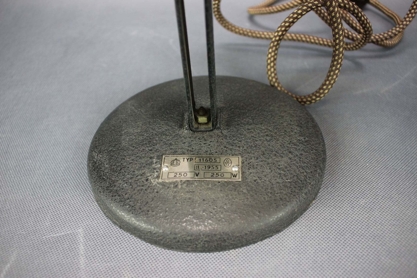 Paire de lampes de bureau industrielles réglables, 1955, Tchécoslovaquie photo vintage
