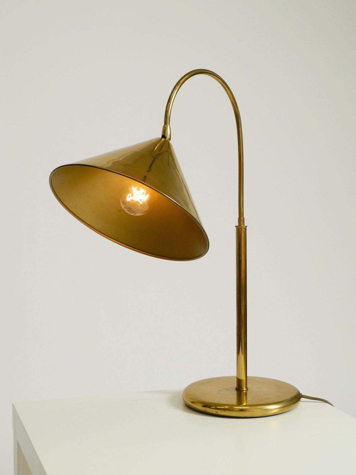 Large, Original Mid Century Modern Brass Table Lamp With A Conical Shade photo 1259.0