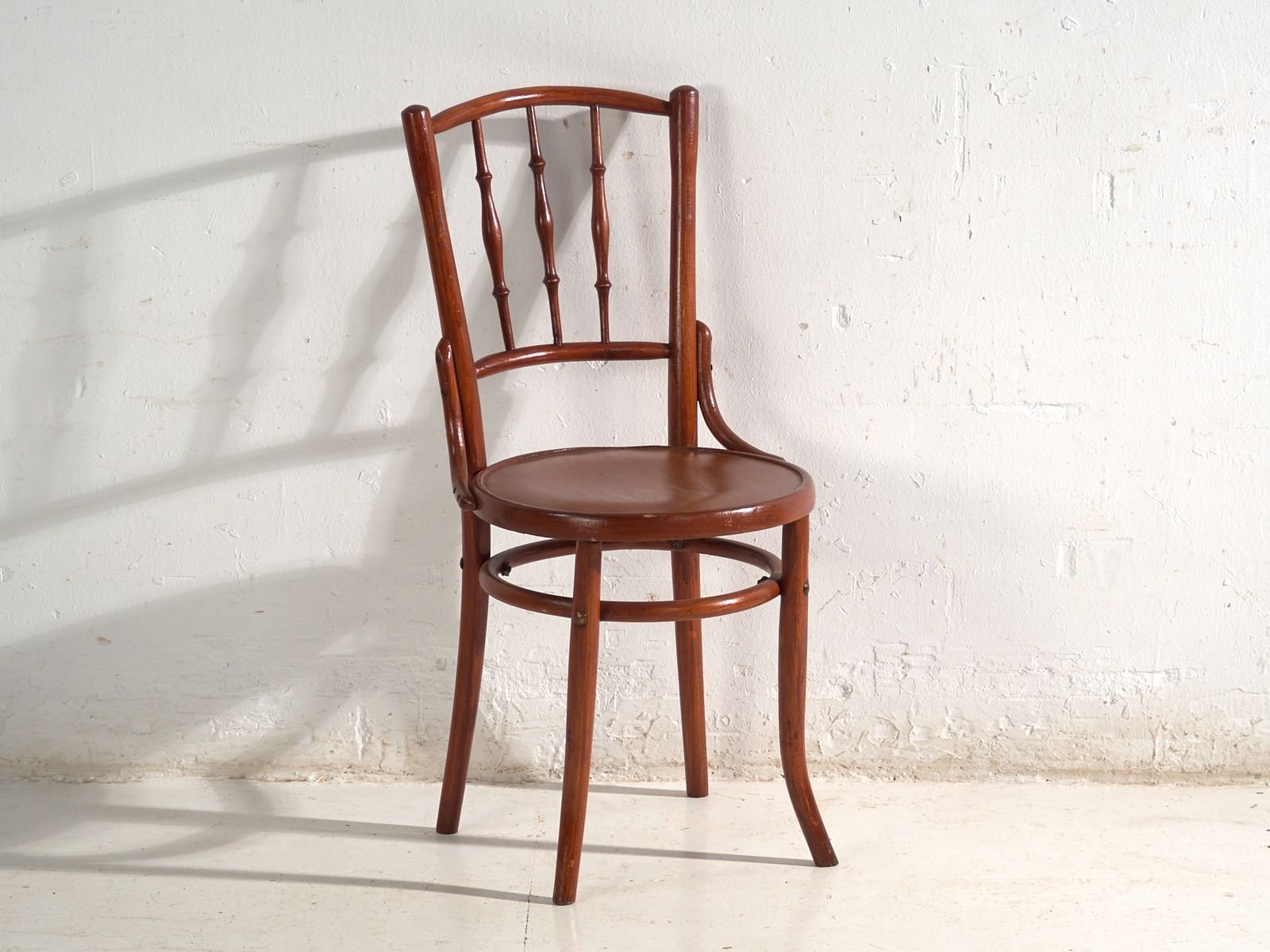 Chaises d'époque de style Thonet en bois courbé - Europe centrale, vers 1930 - lot de 4 #8 photo for sale