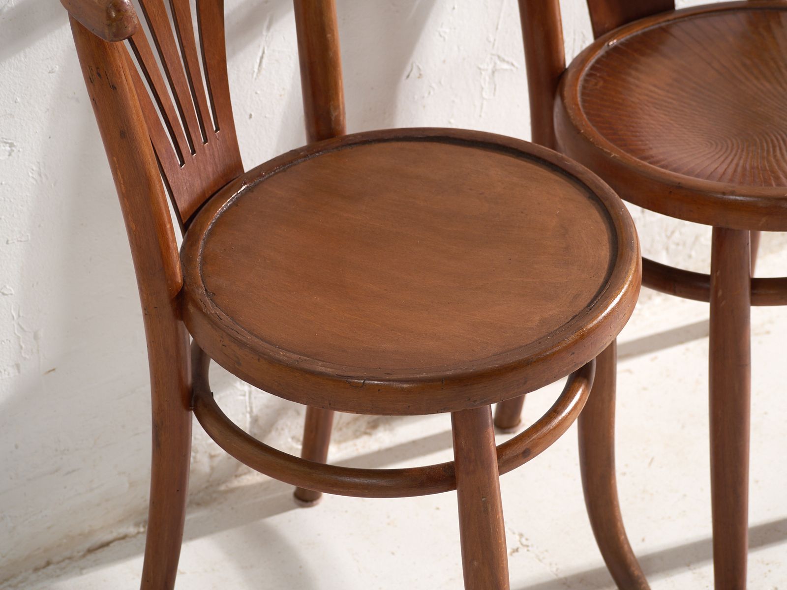 Chaises d'époque de style Thonet en bois courbé, Hongrie, vers 1960 #7 photo Mobilier