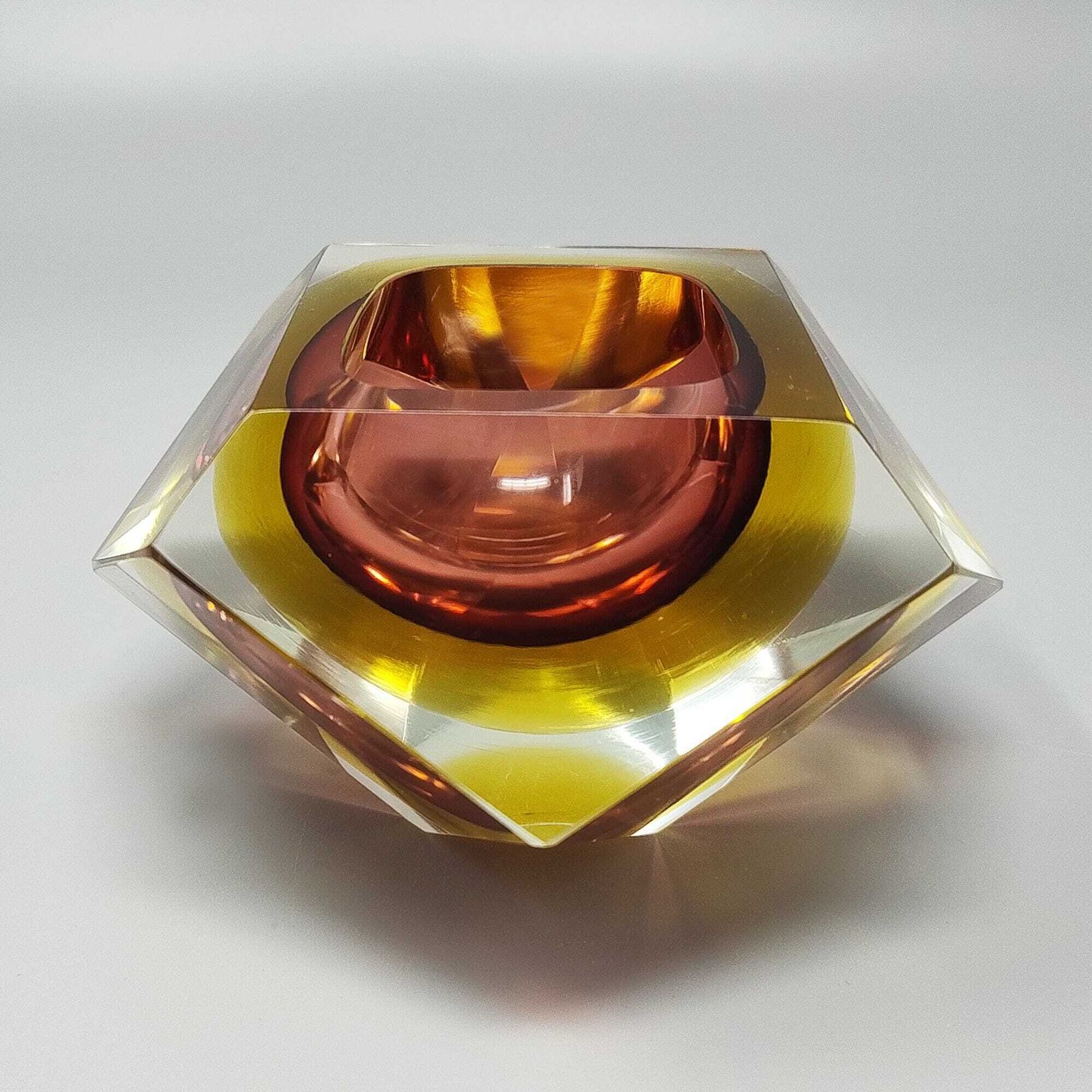 1960s Gorgeous Amber And Yellow Ashtray Or Catchall By Flavio Poli For Seguso Made In Italy photo Home Decor