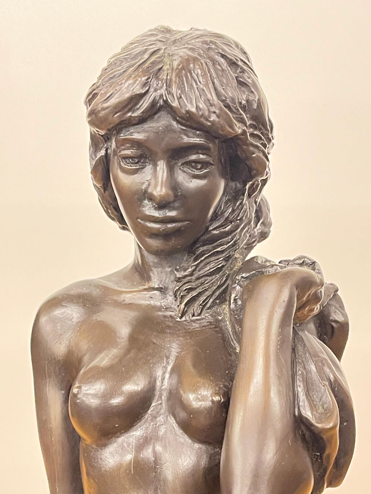 Sculpture Art Nouveau en bronze, figure féminine nue d'époque photo vintage
