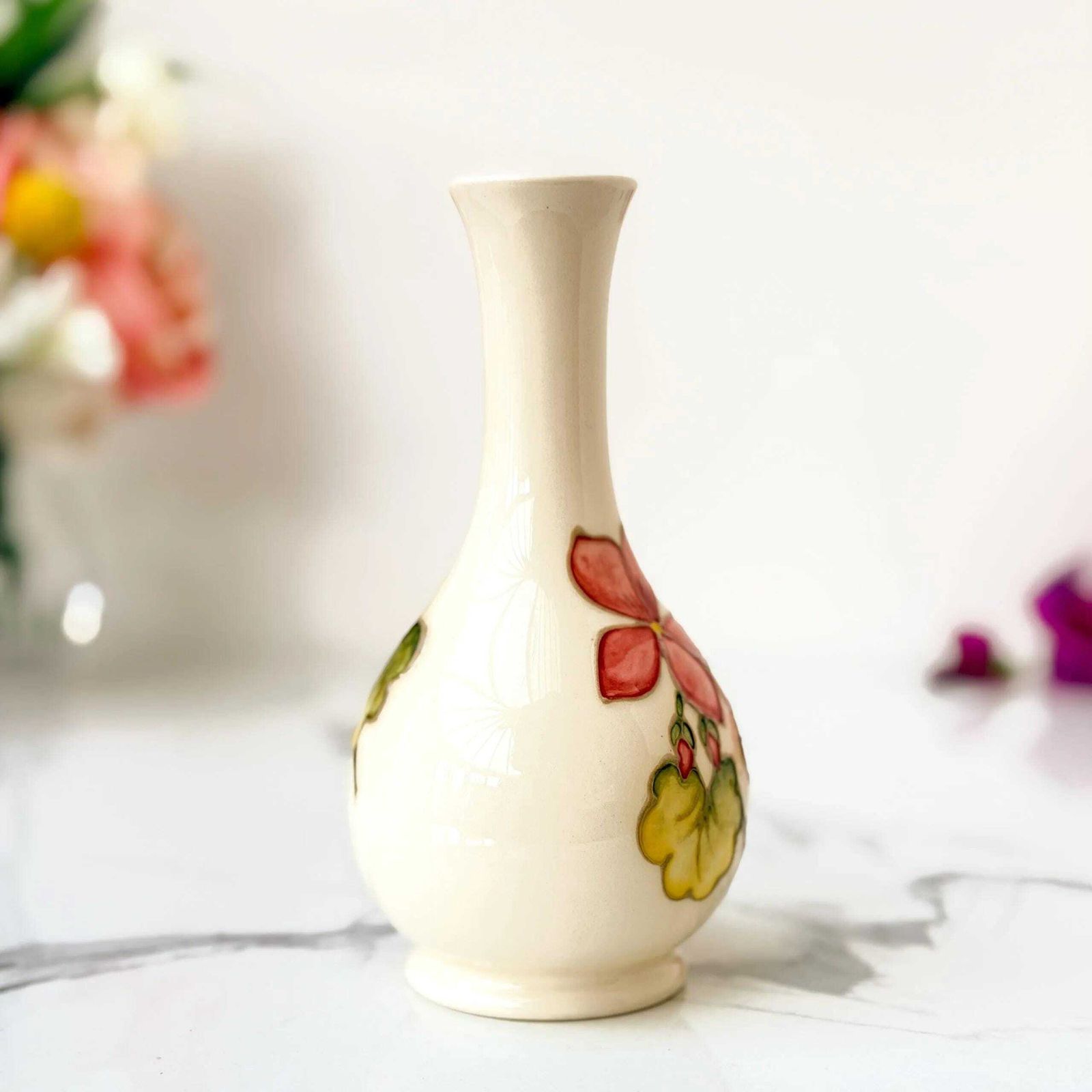 photo for sale Moorcroft Pink Geranium Keramische Knopvaas Tube-lined Engels Aardewerk Vintage