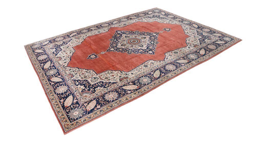 Antiek Turks Sivas tapijt, 320 × 224 cm, ca. 1910s photo for sale