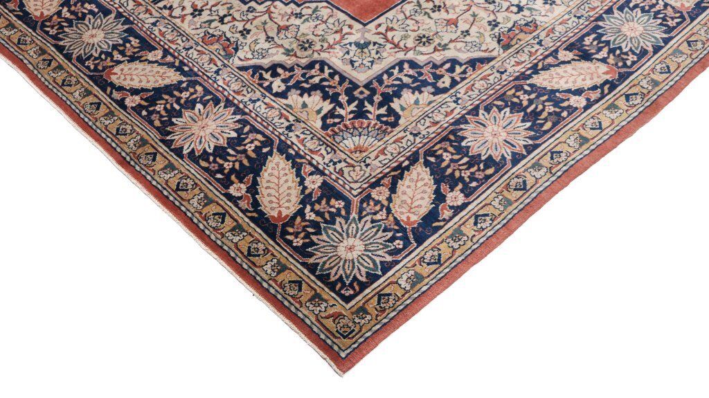 Antique Turkish Sivas Rug, 320 × 224cm, Circa 1910s photo Textiles