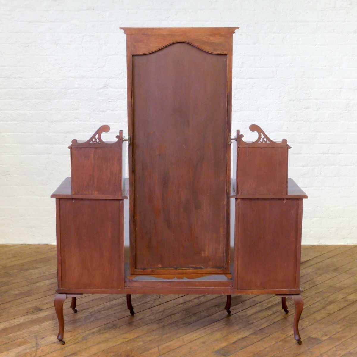 photo vinterior Victorian Mahogany Dressing Table
