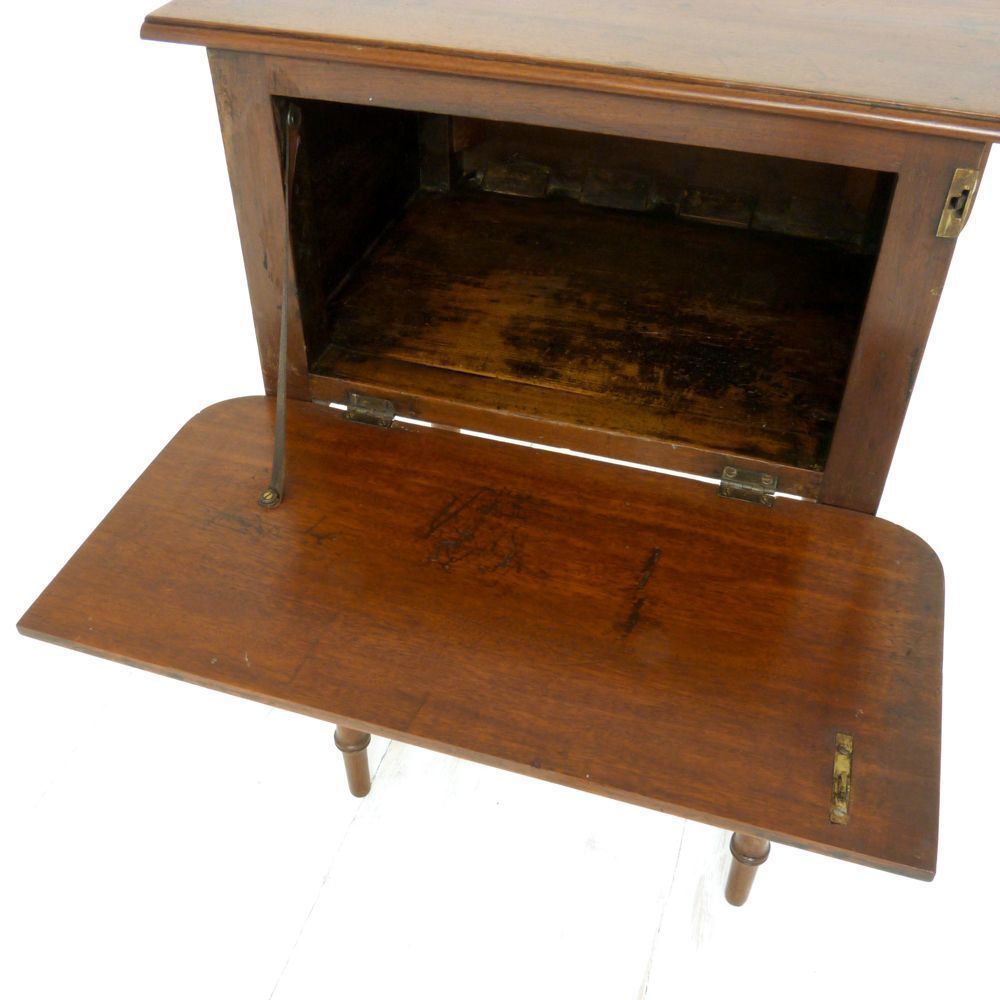 Georgian Occasional Table photo 954.0