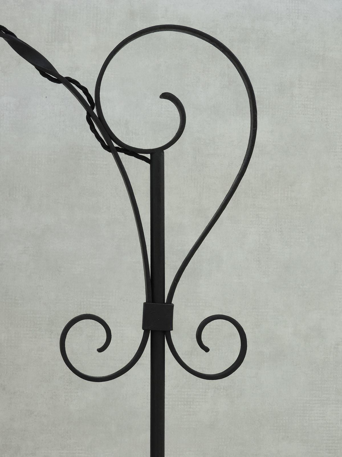 Lampadaire vintage en fer forgé, France, vers 1950 photo 930.0
