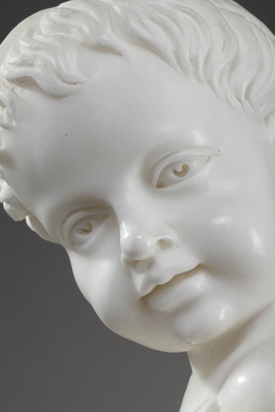 photo furniture Figure en marbre du XXe siècle « Putto aux épis de blé »