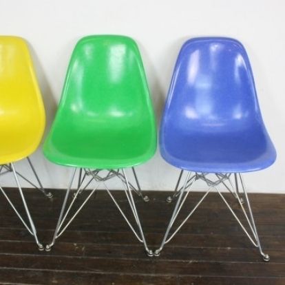 Eames Herman Miller Dsr Side Chairs On Eiffel Base In Brights Red / Blue / Kelly Green / Yellow photo for sale