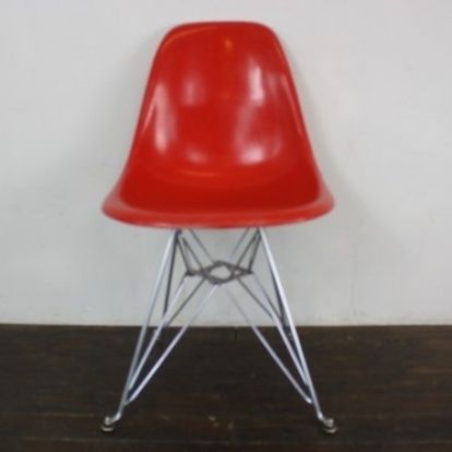 photo buy Eames Herman Miller Dsr Side Chairs On Eiffel Base In Brights Red / Blue / Kelly Green / Yellow