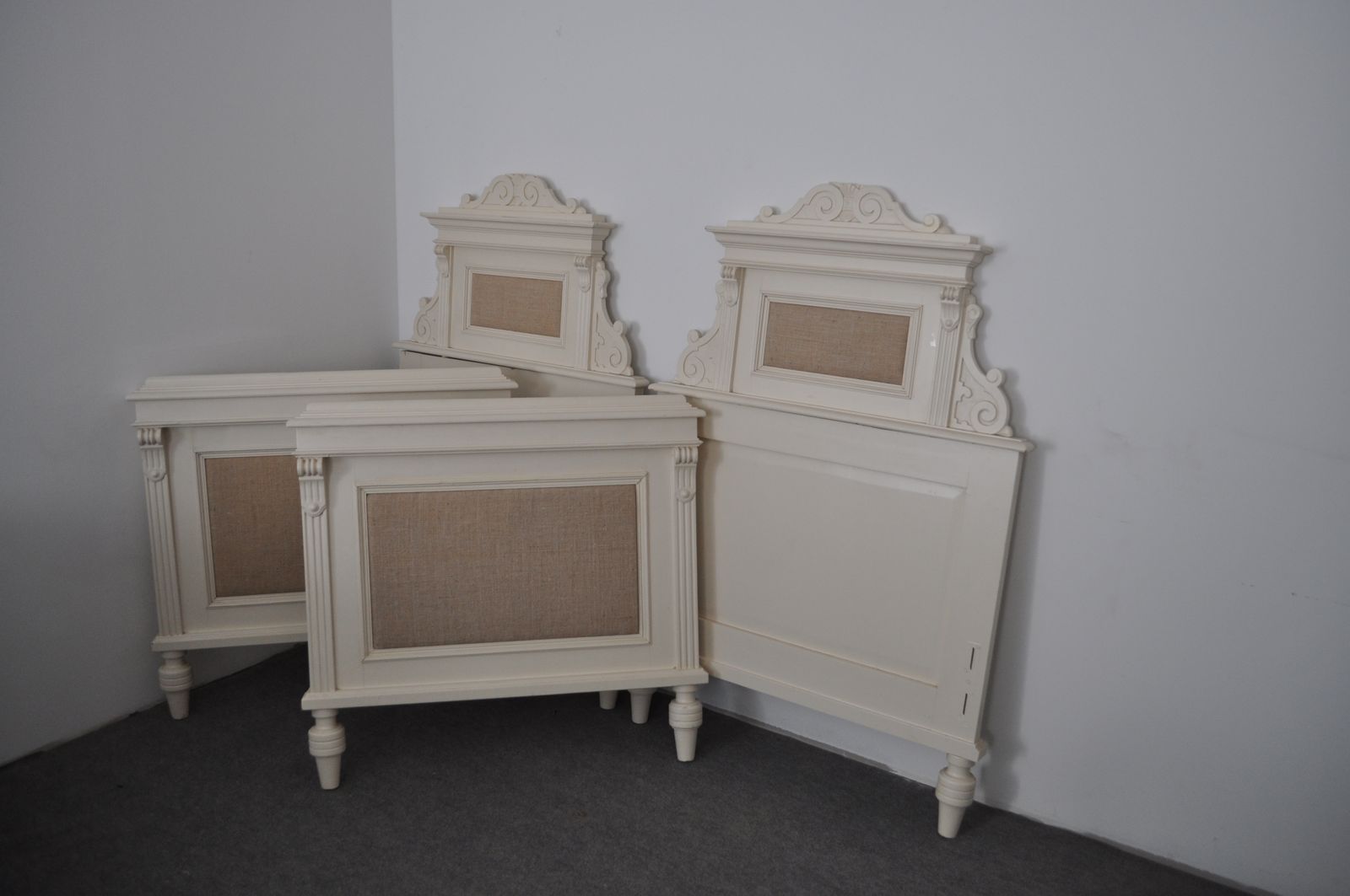 Old German Pair Of Painted Single Beds photo vinterior