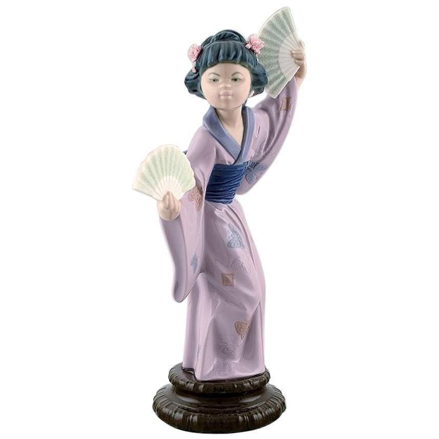 Lladro, Spain, Large Figure In Glazed Porcelain, Geisha With Fans, 20th Century